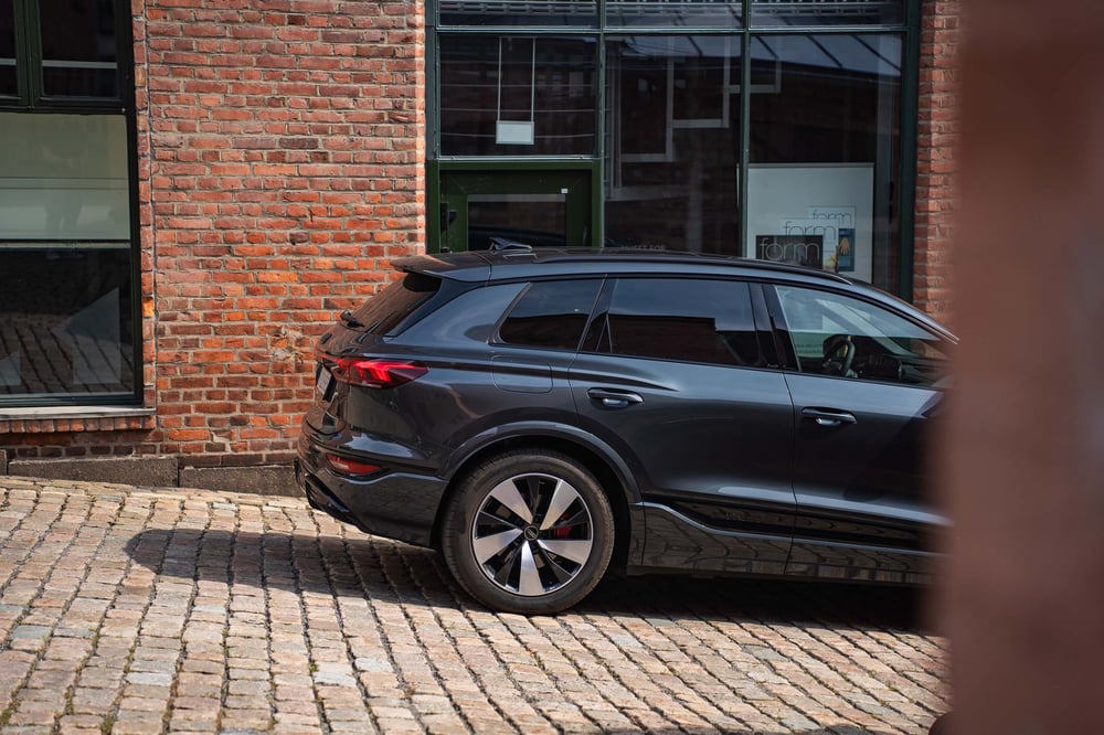 Audi Q6 e-tron pris og bestilling